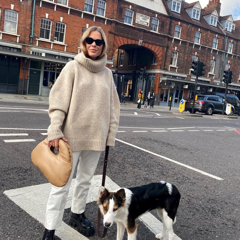 A.W.A.K.E MODE Small Padded Lucy Bag